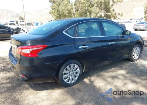 2016 Nissan Sentra S z USA, uszkodzony, nr VIN 3N1AB7AP1GY313676